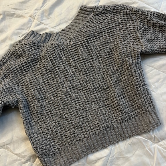 Sweater - Picture 4 of 5